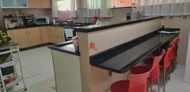 Casa de Condomínio com 5 Quartos à venda, 1200m² no Chapada, Manaus