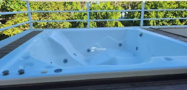 Casa com 7 Quartos para venda ou aluguel, 580m² no Balneário Praia do Pernambuco, Guarujá