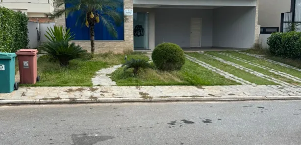 Casa de Condomínio com 4 Quartos para alugar, 253m² no Jardins Madri, Goiânia
