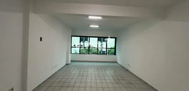 Sala Comercial com 1 Quarto para alugar, 45m² no Macuco, Santos