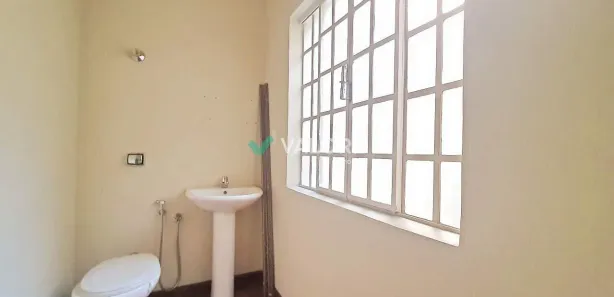 Imóvel Comercial com 8 Quartos para alugar, 253m² no Santa Efigênia, Belo Horizonte