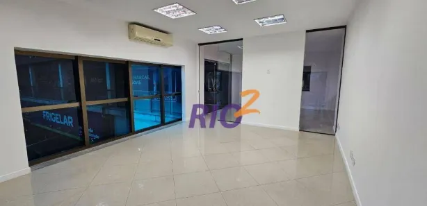 Sala Comercial para alugar, 160m² no Barra Olímpica, Rio de Janeiro