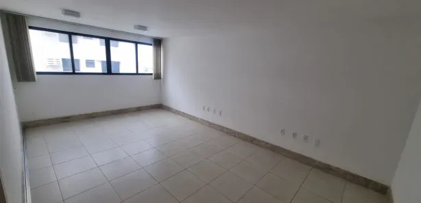 Ponto Comercial à venda, 22m² no Lagoa Nova, Natal