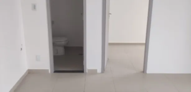 Sala Comercial à venda, 42m² no Adrianópolis, Manaus