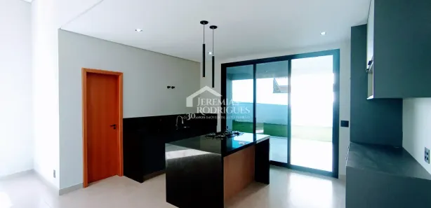 Casa de Condomínio com 3 Quartos à venda, 190m² no Castelo, Tremembé
