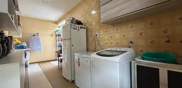 Sobrado com 9 Quartos à venda, 350m² no Taguatinga Sul, Brasília