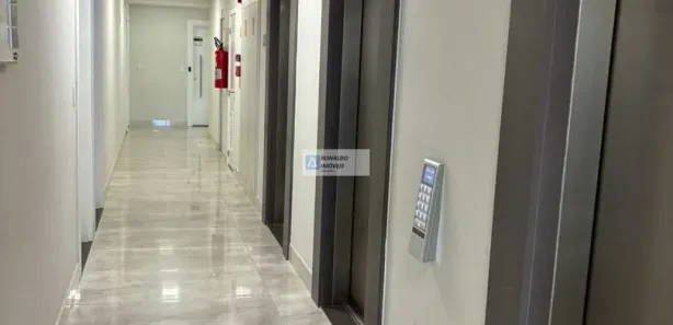 Sala Comercial à venda, 37m² no Boqueirão, Praia Grande
