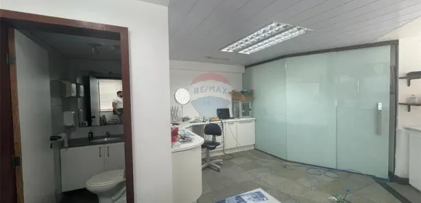 Sala Comercial à venda, 34m² no Caminho das Árvores, Salvador