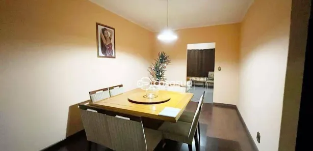 Casa com 2 Quartos à venda, 180m² no Estádio, Rio Claro