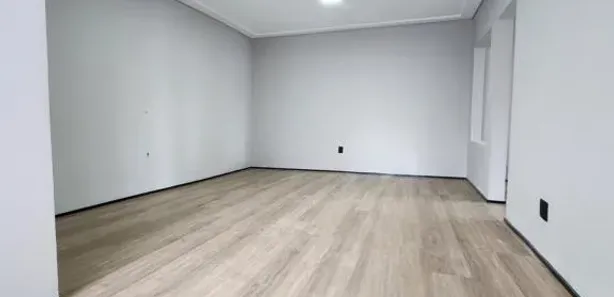 Sala Comercial à venda, 61m² no São Pelegrino, Caxias do Sul