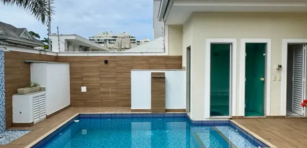 Casa de Condomínio com 5 Quartos para venda ou aluguel, 380m² no Recreio dos Bandeirantes, Rio de Janeiro