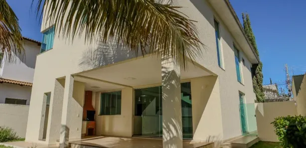 Casa de Condomínio com 4 Quartos para alugar, 219m² no Jardins Madri, Goiânia