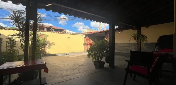 Casa com 4 Quartos à venda, 200m² no Cardoso (Barreiro), Belo Horizonte