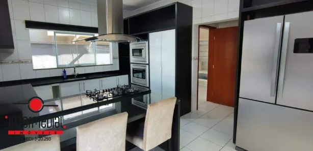 Casa com 3 Quartos para alugar, 300m² no Flora Ville, Boituva