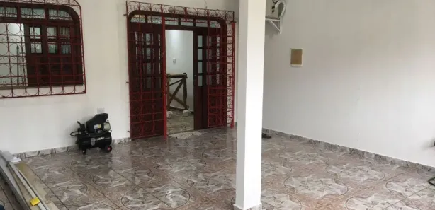 Casa com 3 Quartos à venda, 172m² no São Jorge, Manaus