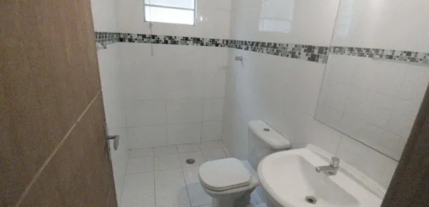 Sobrado com 3 Quartos à venda, 125m² no Jardim Las Palmas, Guarujá