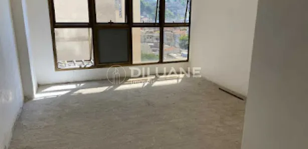 Sala Comercial à venda, 25m² no São Domingos, Niterói