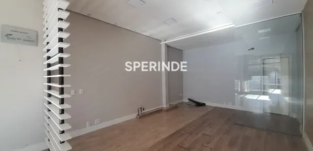 Ponto Comercial para alugar, 55m² no Pio X, Caxias do Sul