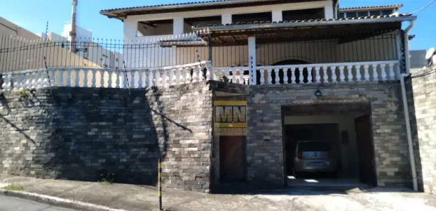 Casa com 5 Quartos à venda, 390m² no Brotas, Salvador