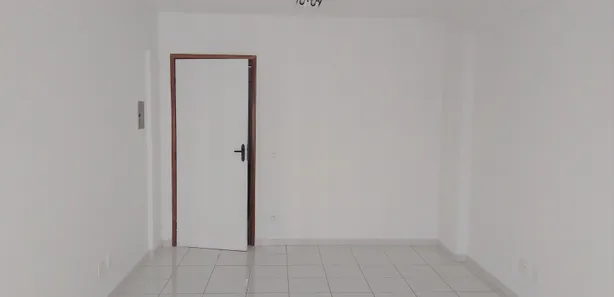 Sala Comercial para alugar, 30m² no Funcionários, Belo Horizonte
