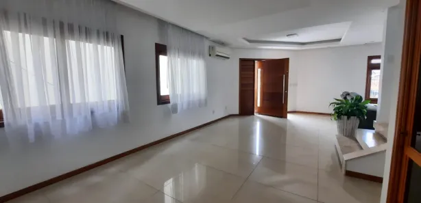 Sobrado com 3 Quartos à venda, 132m² no Centro, Guaíba