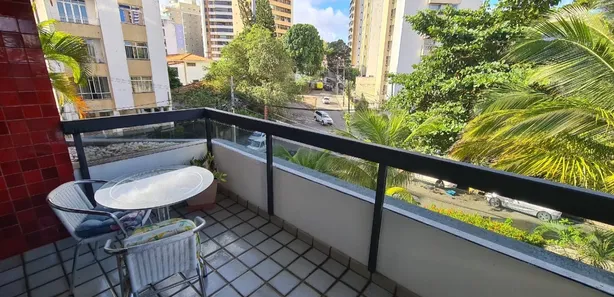 Apartamento com 4 Quartos à venda, 195m² no Jardim Apipema, Salvador