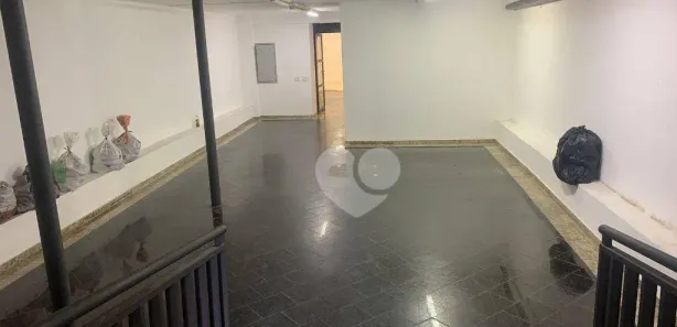 Casa com 9 Quartos para alugar, 900m² no Laranjeiras, Rio de Janeiro