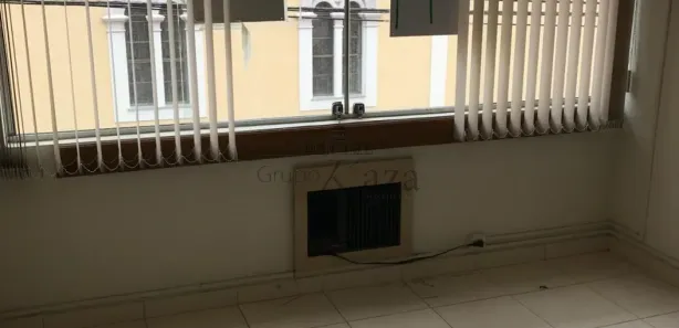 Ponto Comercial à venda, 28m² no Centro, Jacareí