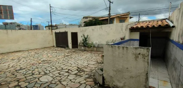 Casa com 3 Quartos para alugar, 300m² no Coroa do Meio, Aracaju