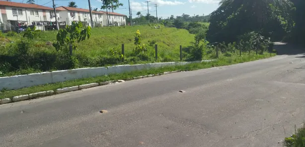 Lote/Terreno à venda, 4100m² no Conjunto Habitacional Simoes Filho I, Simões Filho