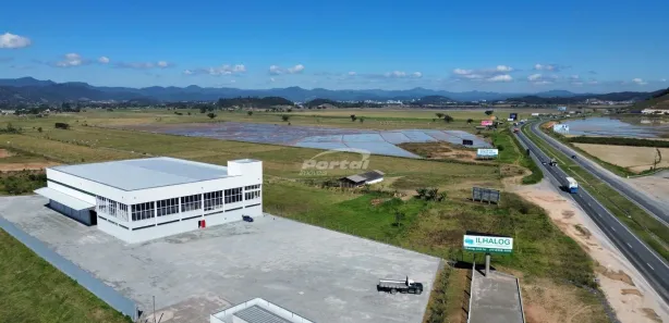 Galpão/Depósito/Armazém para alugar, 3000m² no Baú Baixo, Ilhota