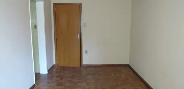 Kitnet para alugar, 45m² no Azenha, Porto Alegre