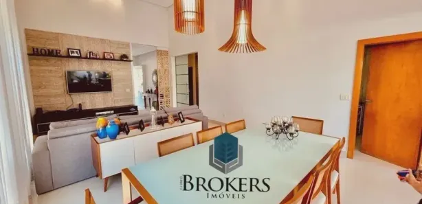 Casa de Condomínio com 3 Quartos à venda, 220m² no Jardins Valência, Goiânia