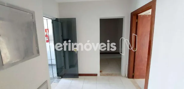 Sala Comercial para alugar, 200m² no Pituba, Salvador