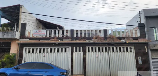Casa com 3 Quartos à venda, 342m² no Compensa, Manaus
