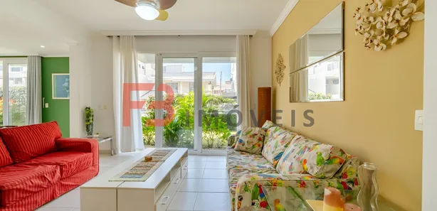 Sobrado com 5 Quartos para alugar, 250m² no Canto Grande, Bombinhas