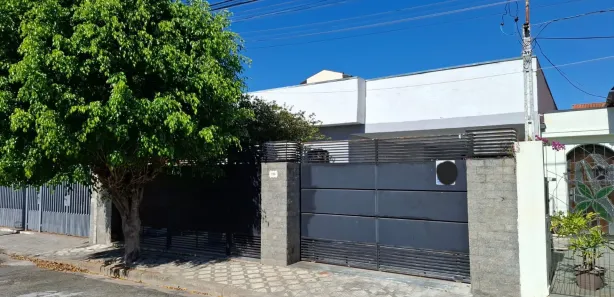 Casa com 3 Quartos para venda ou aluguel, 140m² no Jardim Califórnia, Taubaté