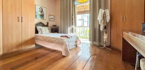 Casa com 4 Quartos à venda, 300m² no Caiçara-Adelaide, Belo Horizonte