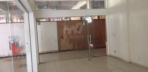 Ponto Comercial para alugar, 28m² no Retiro, Petrópolis