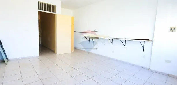 Sala Comercial à venda, 39m² no Santo Antônio, Recife