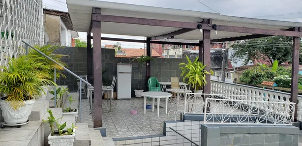 Casa com 3 Quartos para venda ou aluguel, 150m² no Aleixo, Manaus