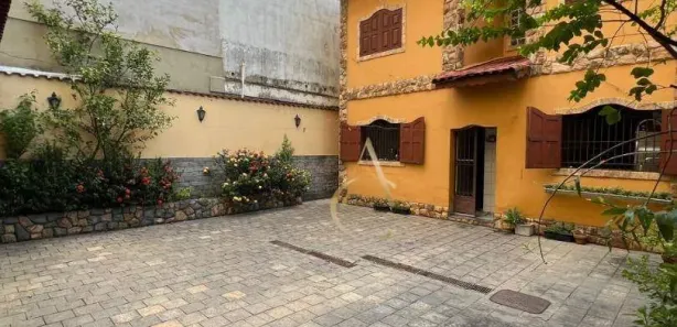 Casa de Condomínio com 4 Quartos para alugar, 267m² no Alvarez, Nova Iguaçu