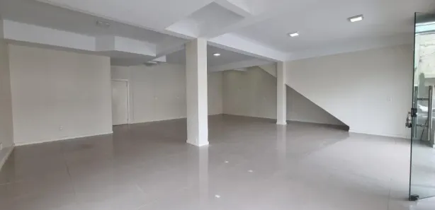 Ponto Comercial para alugar, 80m² no Santa Catarina, Caxias do Sul