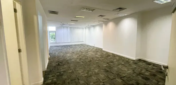 Sala Comercial para alugar, 80m² no Barra Olímpica, Rio de Janeiro