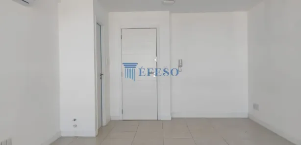Sala Comercial para alugar, 31m² no Centro, Gravataí