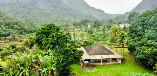 Fazenda/Sítio com 3 Quartos à venda, 1600m² no Comunidade Urbana de Jaboti, Guarapari