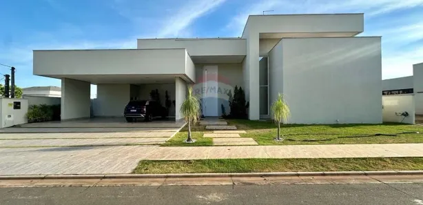 Casa de Condomínio com 3 Quartos à venda, 316m² no Loteamento Jardins Siena, Araguaína