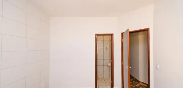 Casa com 3 Quartos para alugar, 100m² no Jardim dos Buritis, Aparecida de Goiânia