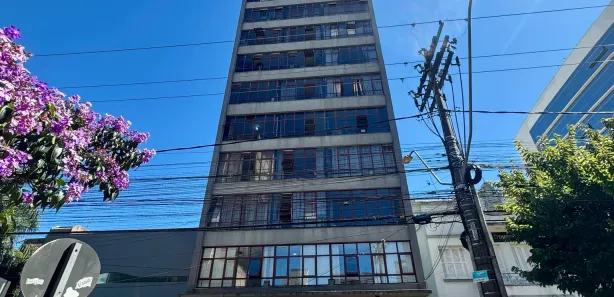Sala Comercial para alugar, 33m² no Centro, Caxias do Sul