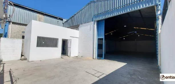 Galpão/Depósito/Armazém para alugar, 200m² no Boa Esperança, Santa Luzia